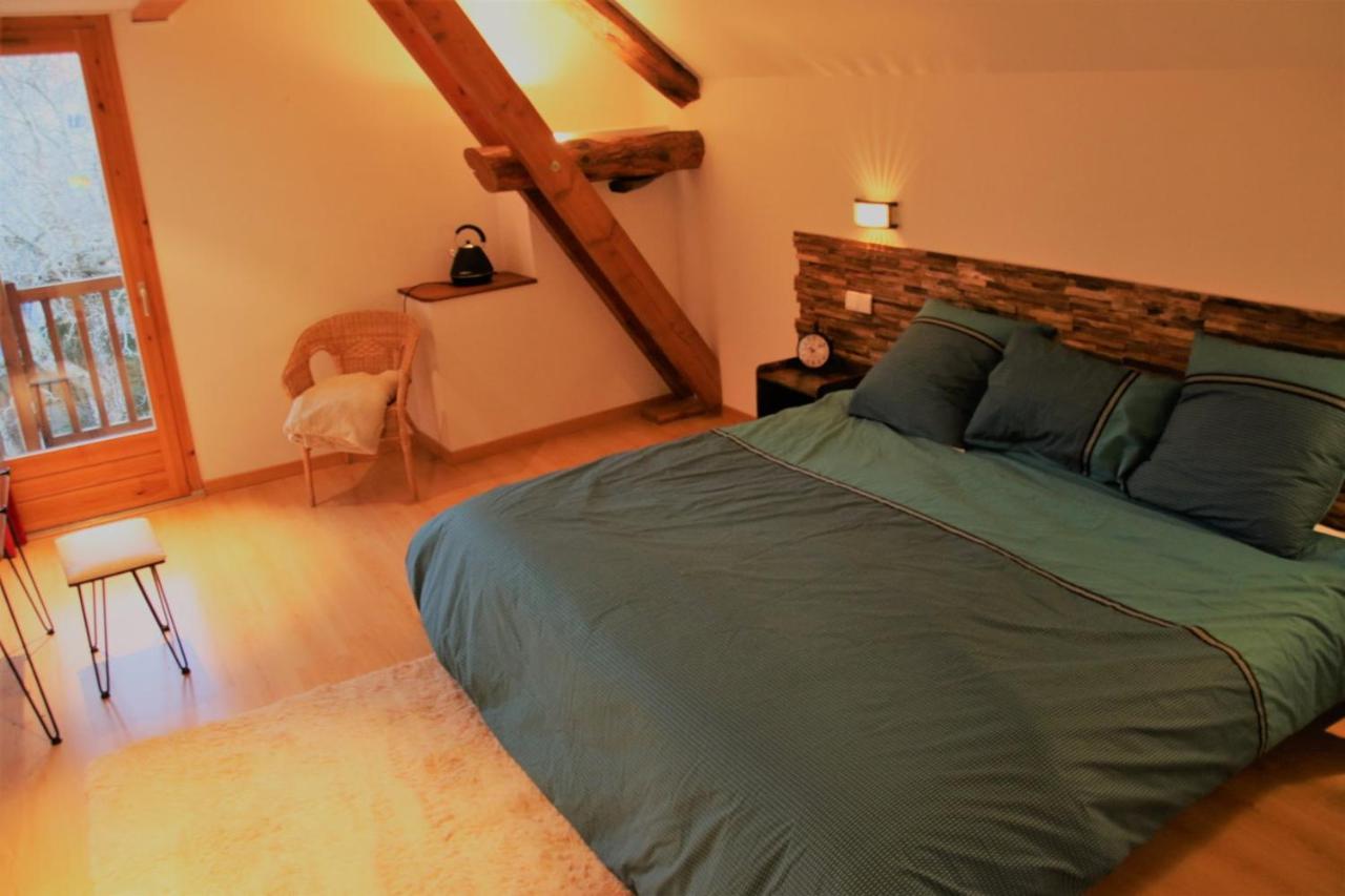 Chambres D'Hotes Les Peschiers Chateauroux-les-Alpes Bagian luar foto
